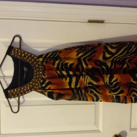 Jennifer Lauren halter style beaded dress - Picture 1 of 6